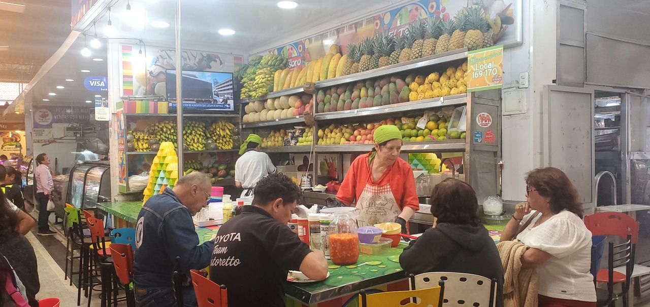  Plaza Distrital de Mercado 7 de Agosto