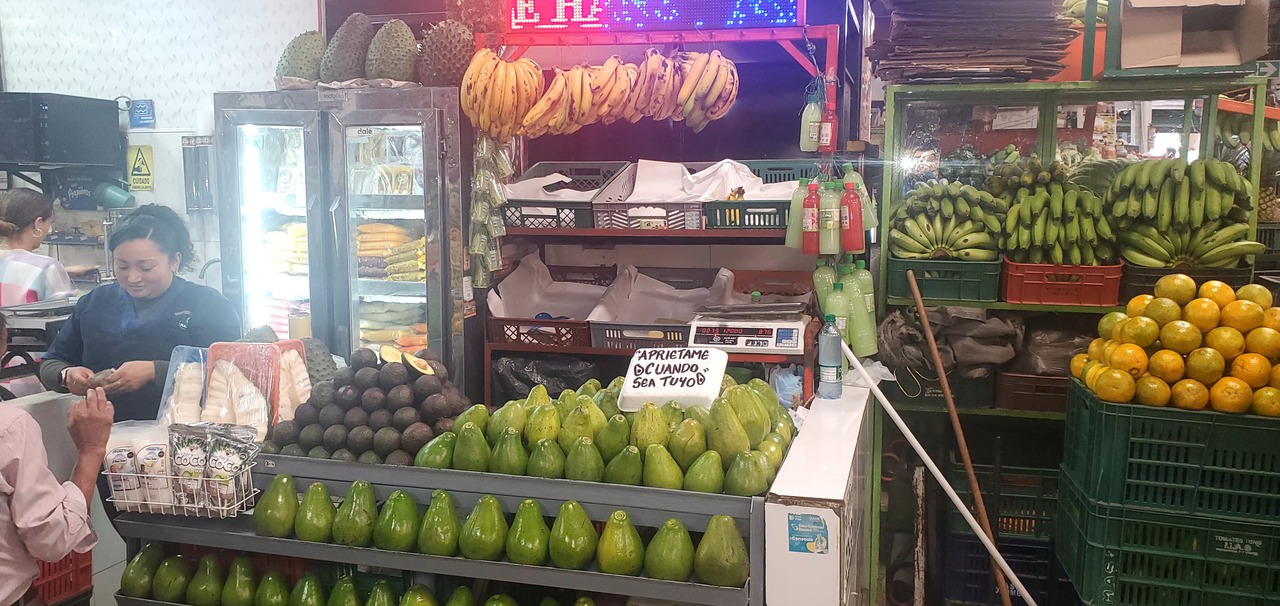  Plaza Distrital de Mercado 7 de Agosto