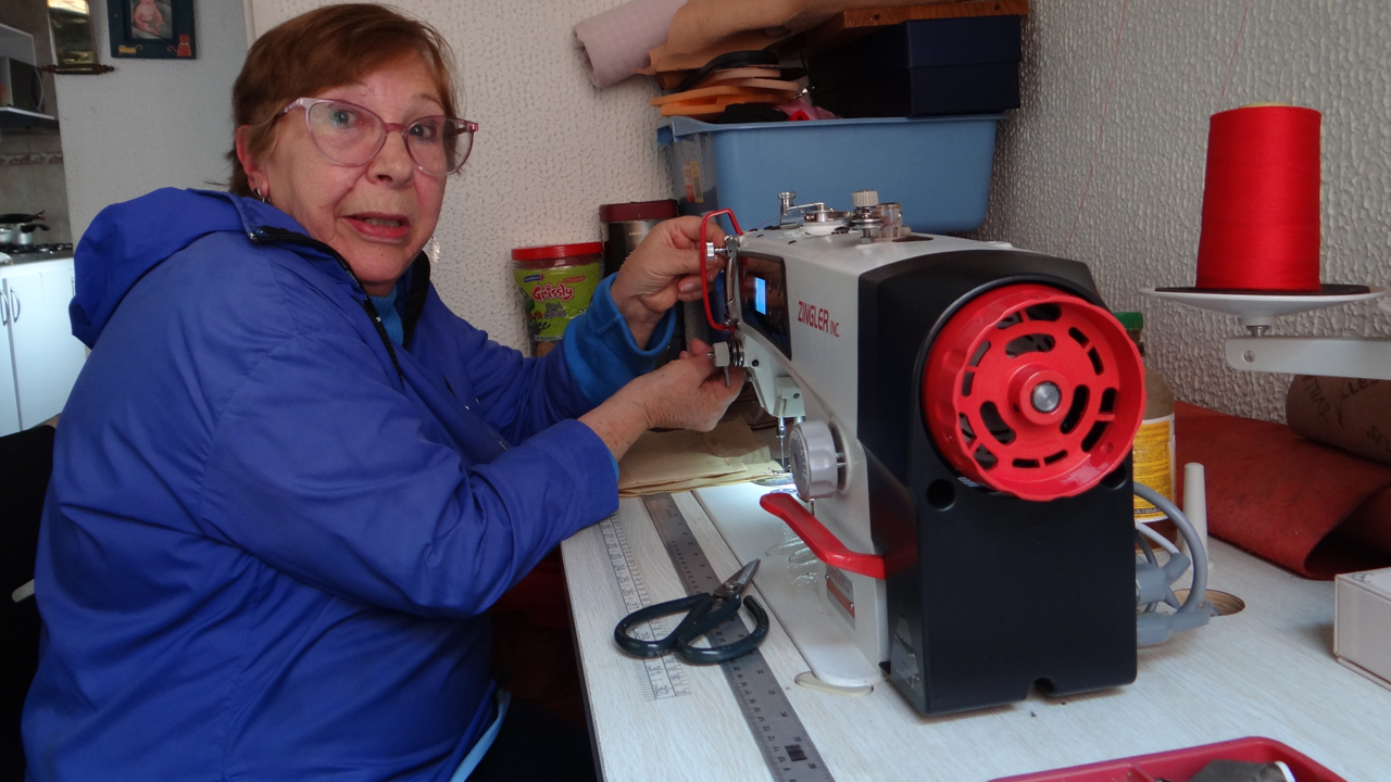 El cuero como punto de partida: la historia de una mujer que decidió empezar de nuevo