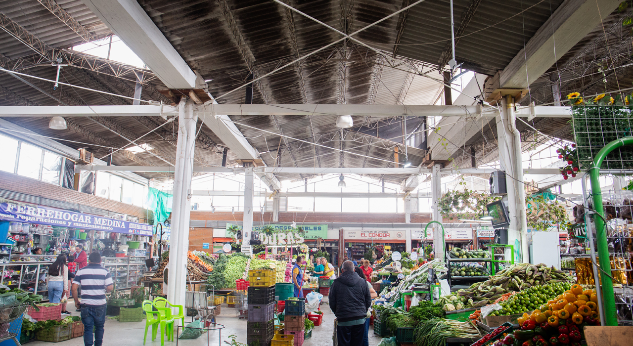 modernización de la Plaza Distrital de Mercado Quirigua