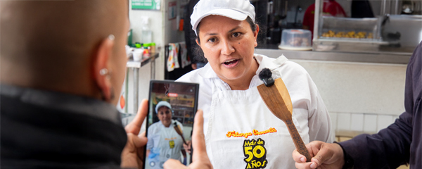 Entrevista a la comerciante del la plaza distrital de mercado IPES