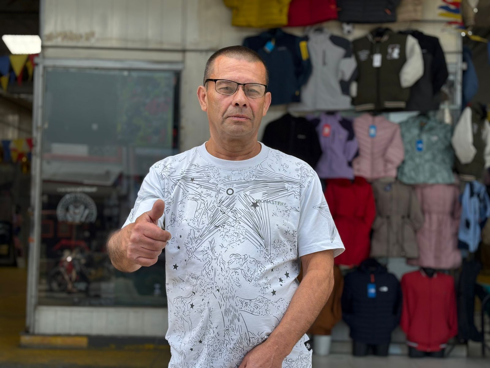 El Punto Comercial San Andresito Plaza Carrera 38 ha sido durante años un punto de encuentro para comerciantes y compradores en la ciudad.